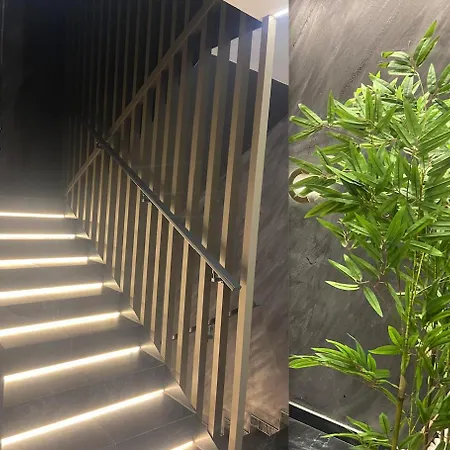 Apartment Golden Pine Lux