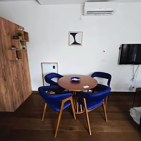 Lägenhet Golden Pine Lux